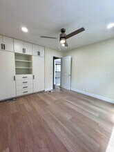 1310 Loma Dr, Unit C in Hermosa Beach, CA - Foto de edificio - Building Photo