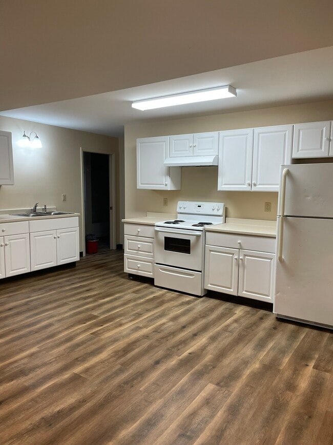 2410 Bell St, Unit 2410 Bell St Rear