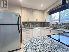 427 Crosby Ave in Richmond Hill, ON - Building Photo - Building Photo