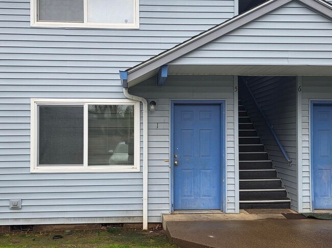 753 Clay St E, Unit 1