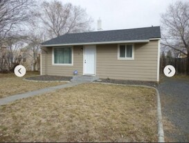 18 E St NE in Ephrata, WA - Building Photo