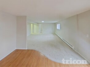 2212 Woodburn St in Colorado Springs, CO - Building Photo - Building Photo