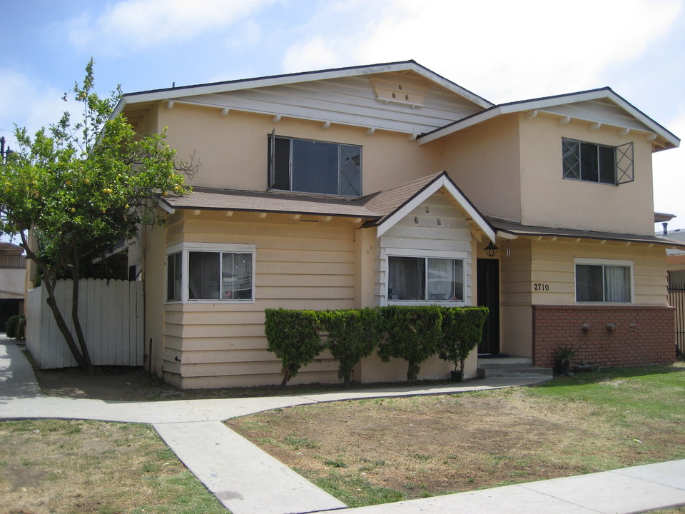 2710 W 141st Pl in Gardena, CA - Building Photo