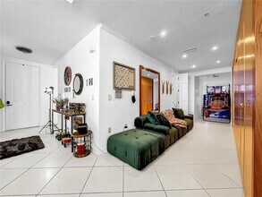 3608 54th Dr W in Bradenton, FL - Building Photo - Building Photo