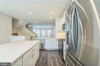 11 Lilac Cir in Mount Laurel, NJ - Building Photo - Building Photo