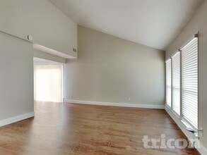 3702 Deerbrook Dr in Humble, TX - Building Photo - Building Photo