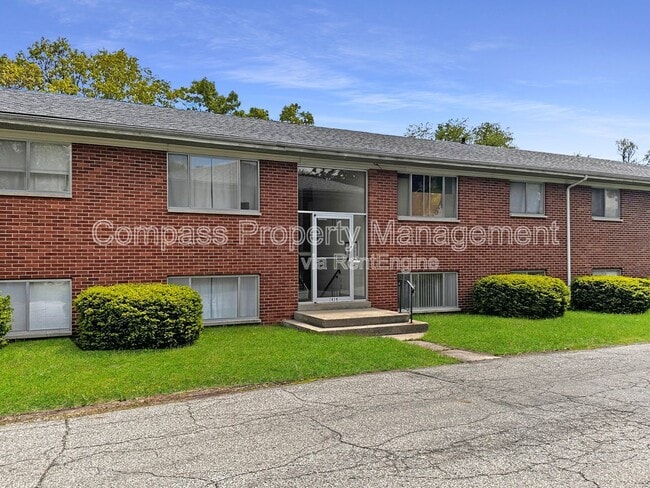 property at 2839 S Burdick St
