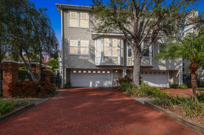 property at 3315 W De Leon St