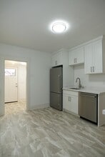 2107 S Cushman Ave in Tacoma, WA - Building Photo - Building Photo