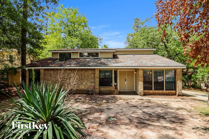 334 Cypresswood Dr in Spring, TX - Building Photo