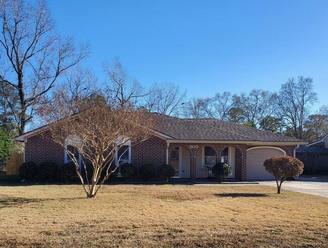 property at 505 Longleaf Rd