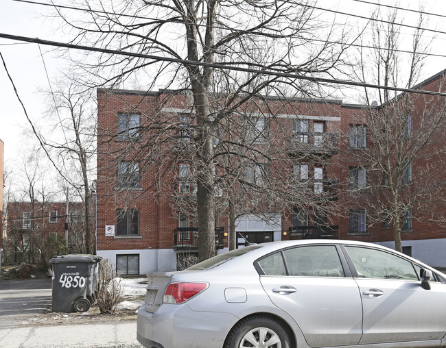 4850 Barclay in Montréal, QC - Building Photo - Primary Photo