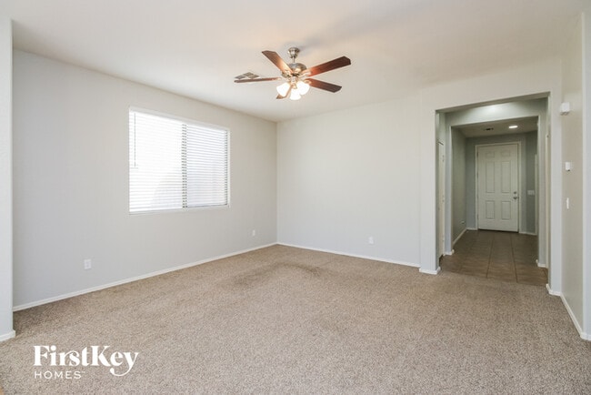 3762 E Chickadee Rd in Gilbert, AZ - Building Photo - Building Photo