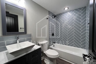 1705 E Cloaninger Ave in Statesville, NC - Building Photo - Building Photo