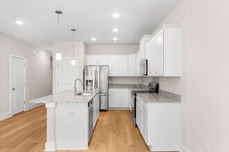 219 Skylah Ln in Panama City Beach, FL - Foto de edificio - Building Photo