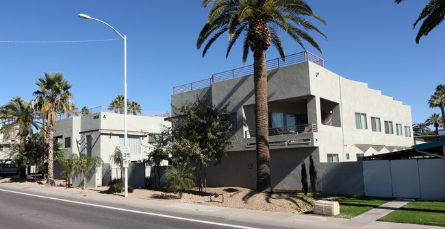 Adobe in Scottsdale, AZ - Building Photo - Building Photo