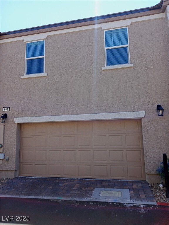 664 Anemone Ln in Henderson, NV - Building Photo - Building Photo