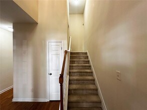 2282 Spin Drift Way in Lawrenceville, GA - Building Photo - Building Photo