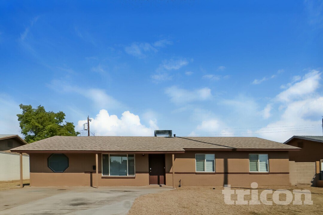 459 S Johnson in Mesa, AZ - Building Photo