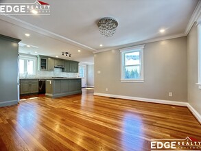 22 Moody St in Chestnut Hill, MA - Building Photo - Building Photo