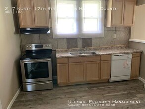 217 N 17th St-Unit -New Hanover County in Wilmington, NC - Building Photo - Building Photo