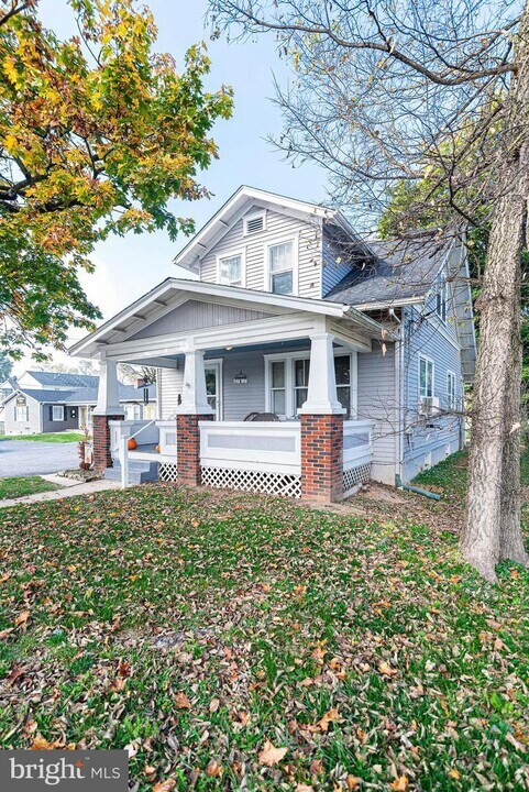 2972 Winchester Ave in Martinsburg, WV - Building Photo