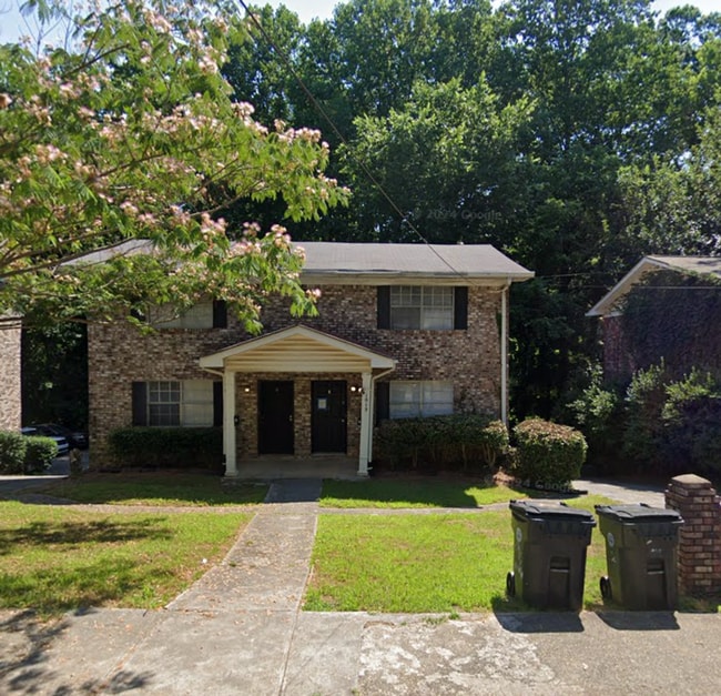 property at 1015 Cedar Ave