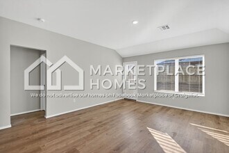 812 NE 102nd Ter in Oklahoma City, OK - Building Photo - Building Photo