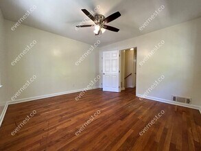 120 Leathers Cir NW in Atlanta, GA - Building Photo - Building Photo