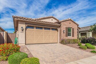 19874 W Devonshire Ave in Litchfield Park, AZ - Building Photo - Building Photo