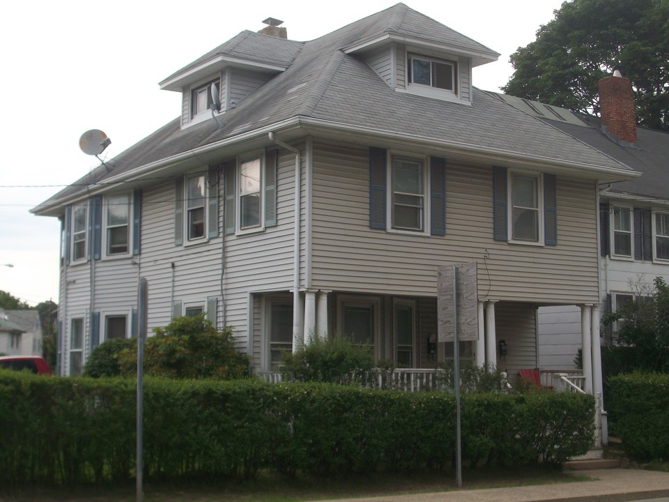 511 Cabot St in Beverly, MA - Building Photo