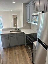 3848 N Lake Dr in Tampa, FL - Building Photo - Building Photo