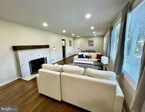 5901 Middleton Ln in Temple Hills, MD - Building Photo - Building Photo