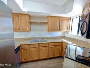 985 N Granite Reef Rd in Scottsdale, AZ - Building Photo - Building Photo