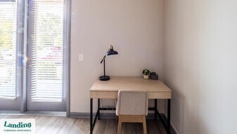 1001 Linger Longer Dr in Summerville, SC - Building Photo