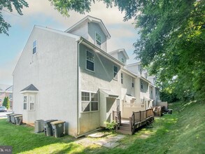 321 William Taft Ave in Downingtown, PA - Building Photo - Building Photo