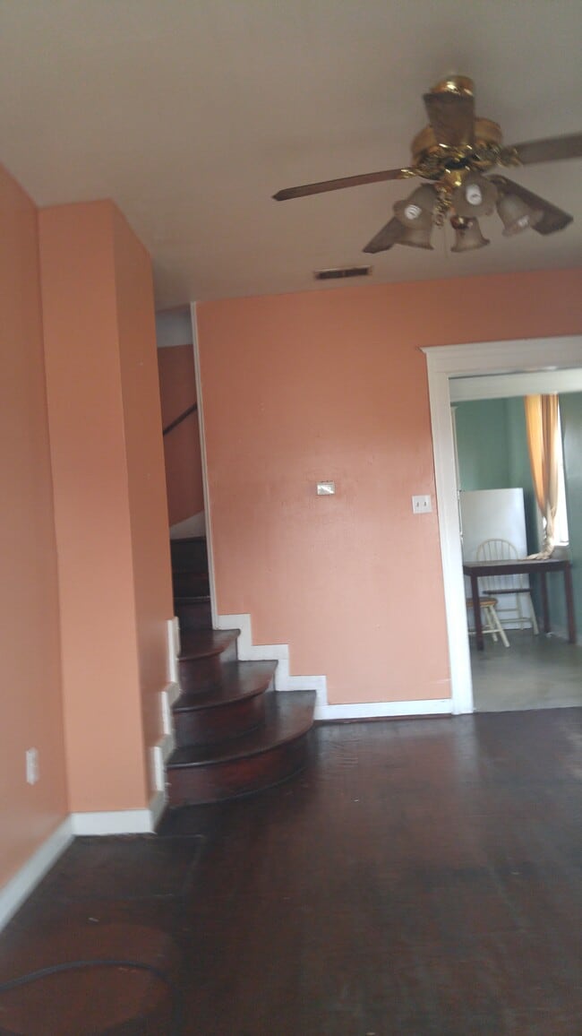 property at 4209 Freret St