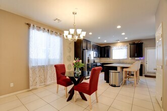 462 Fortissimo St in Henderson, NV - Building Photo - Building Photo