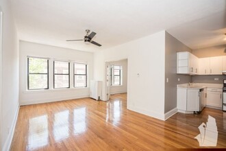 622 W Stratford Pl in Chicago, IL - Building Photo - Building Photo