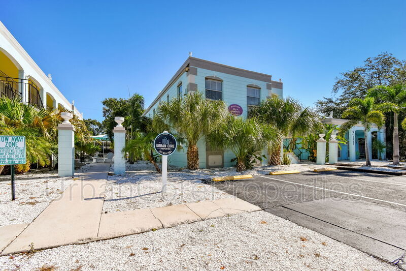 321 24th Ave N in St. Petersburg, FL - Foto de edificio