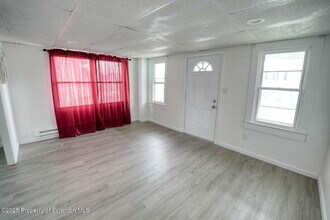 1012 Clearview St in Scranton, PA - Building Photo - Building Photo