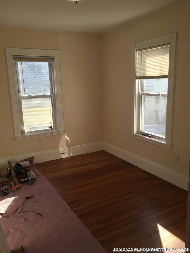 17 Woodlawn St in Boston, MA - Building Photo - Building Photo