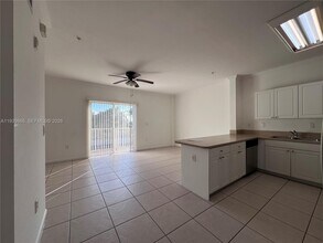 17350 NW 67th Ave in Hialeah, FL - Building Photo - Building Photo