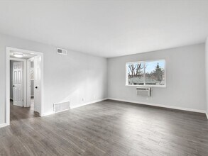 1572 Lander St in Reno, NV - Building Photo - Building Photo