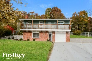 1865 Waybridge Ln in Fenton, MO - Building Photo