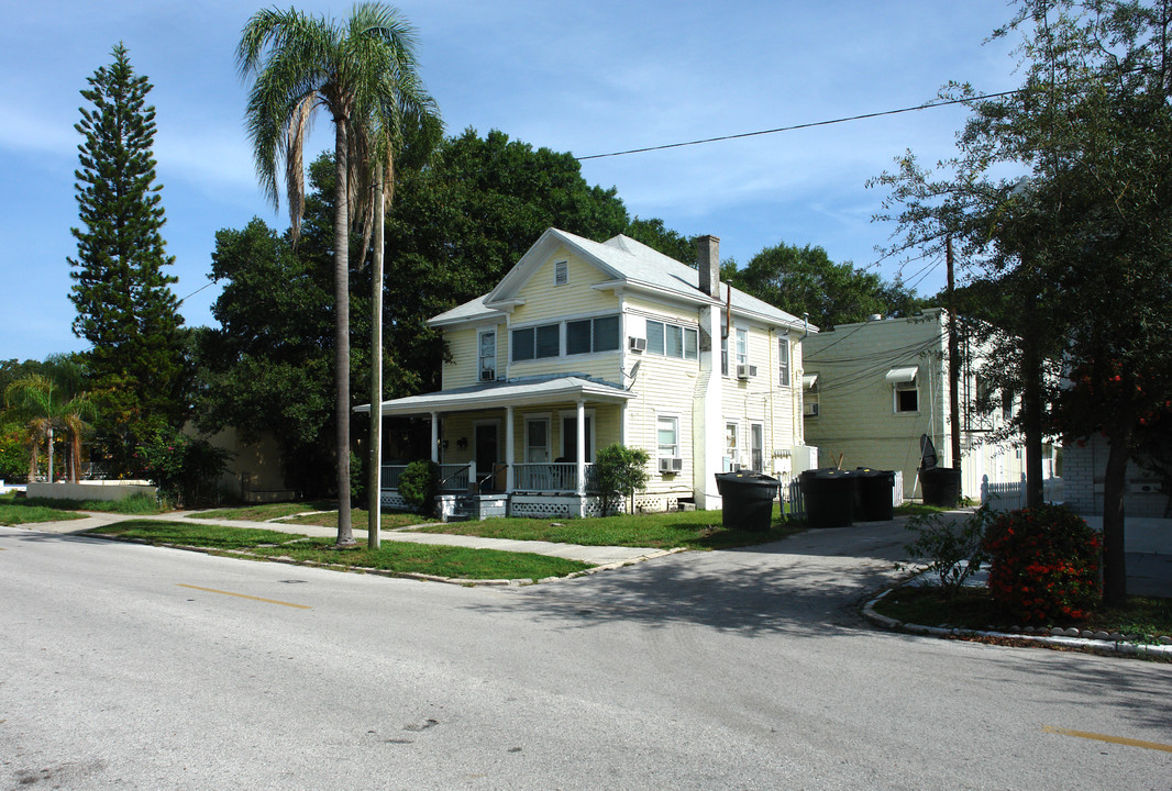 727 7th Ave N in St. Petersburg, FL - Building Photo