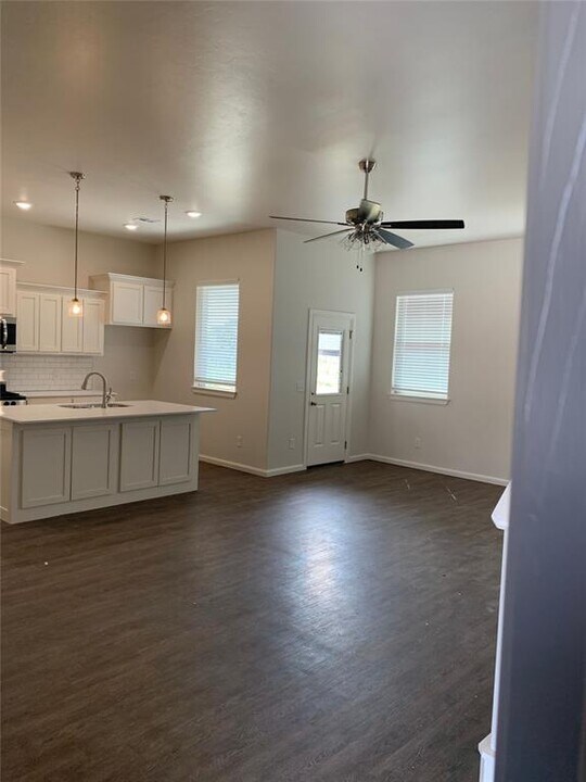 4530 Enclave Dr in Norman, OK - Building Photo