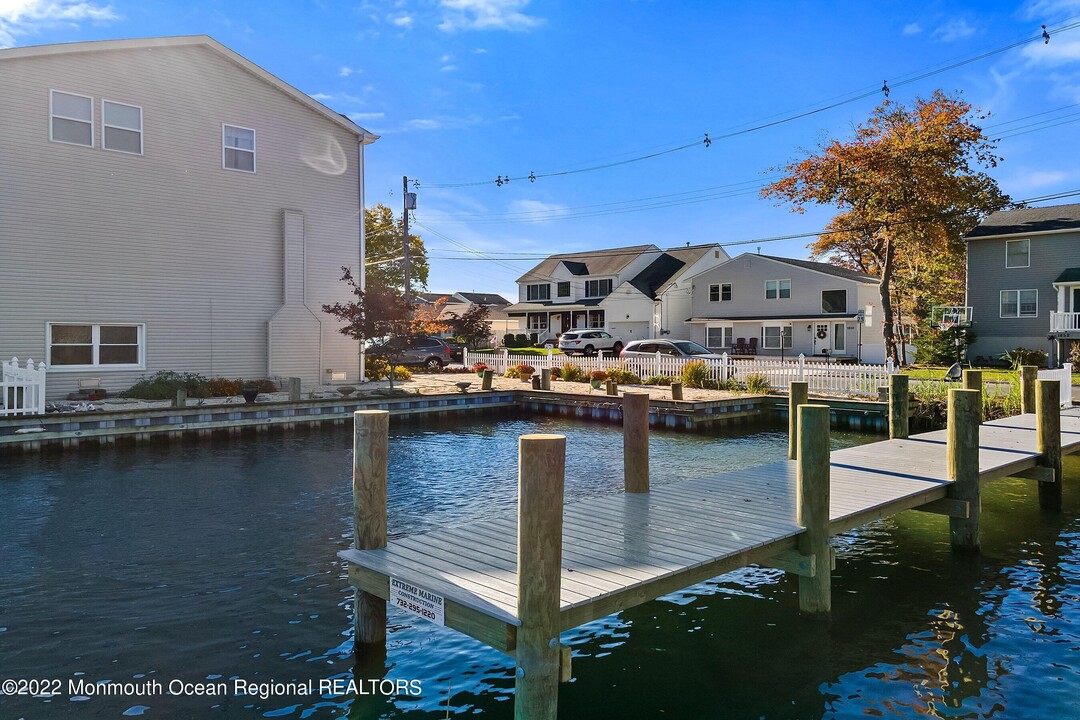 1850 Shore Blvd in Point Pleasant, NJ - Foto de edificio