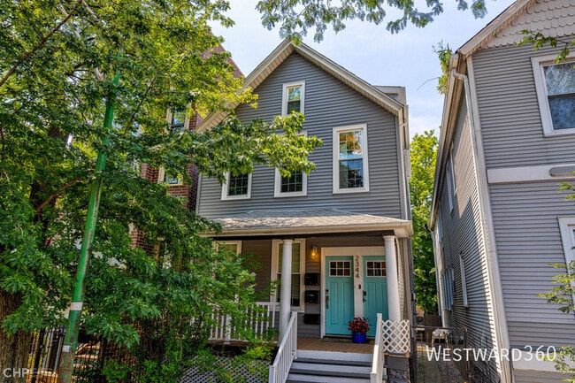 property at 2344 N Oakley Ave