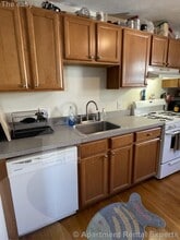 389 Columbia St, Unit 2 in Cambridge, MA - Building Photo - Building Photo